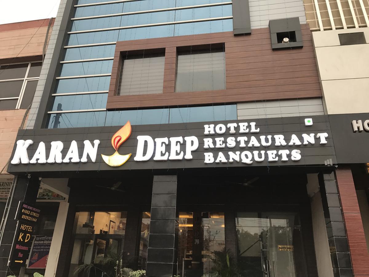 Hotel Karandeep Hisār Kültér fotó